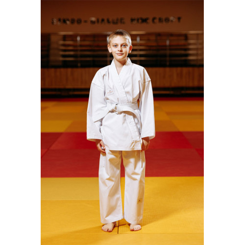 Біле дитяче кімоно для хлопчиків, карате, TM BUDOGI, щільність 240 гр/м.кв.